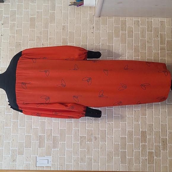 SOO Yung Lee Women's Red and Black Silk Long Sleeve Midi Dress (Sz M) - Picture 3 of 11